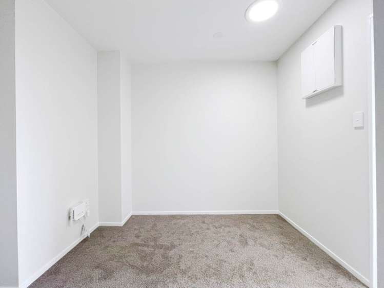 8/267 Great North Road Henderson_6