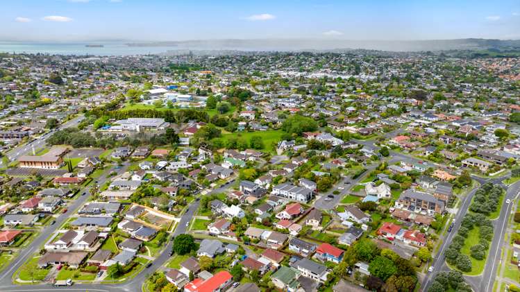 2/7 Cairngorm Place Highland Park_30