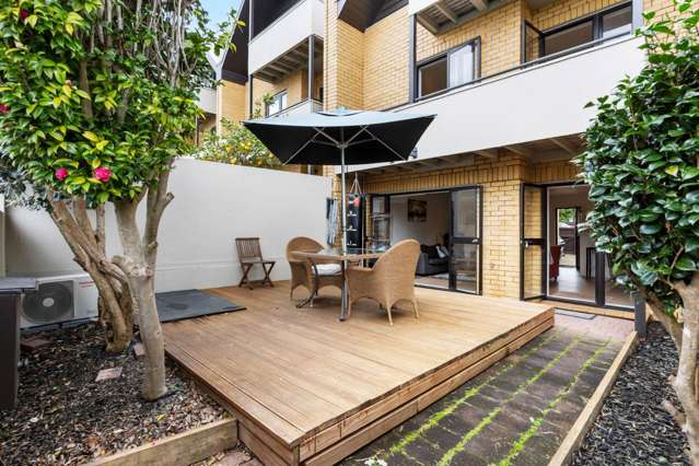 4/6 Curran Street Herne Bay_1