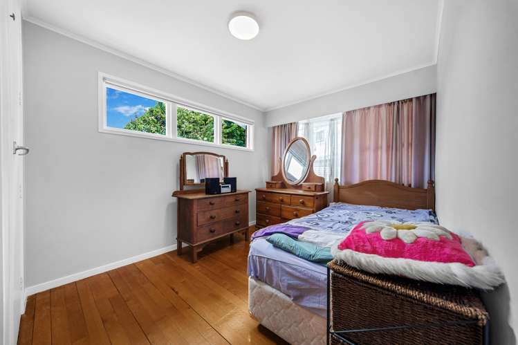 7 James Place Opaheke_15