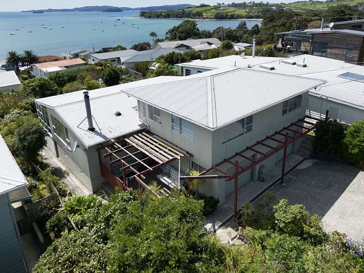 6 Deerness Crescent Algies Bay_16