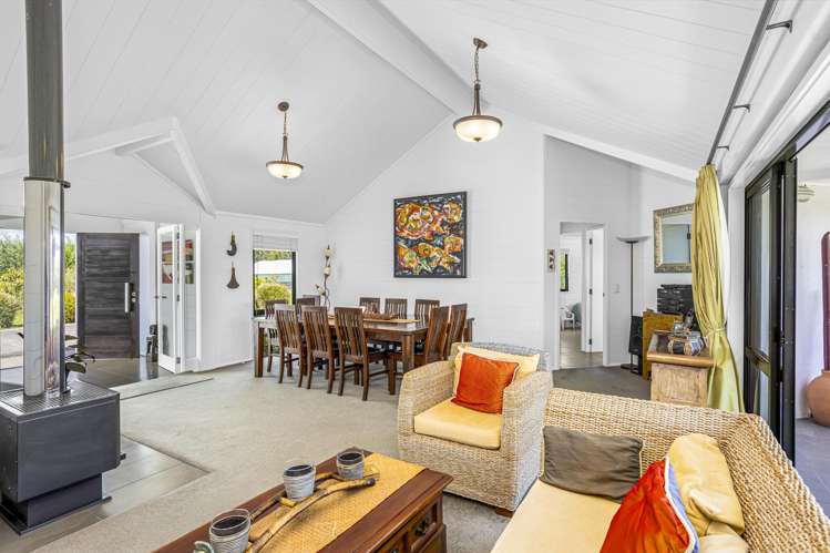 73 Motu Road Kumeu_13