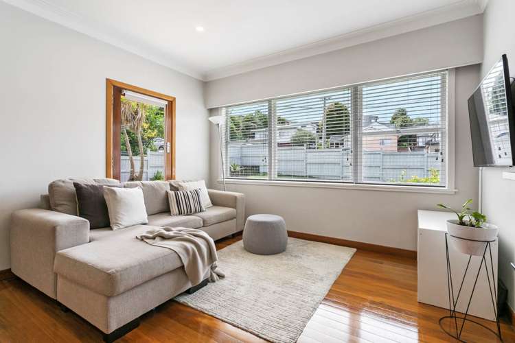 1/86 Lake Road Northcote_6