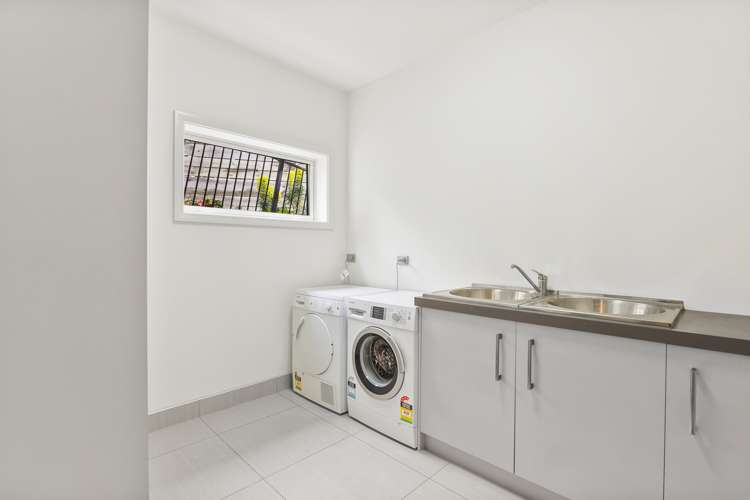 28 Cardigan Street North East Valley_25