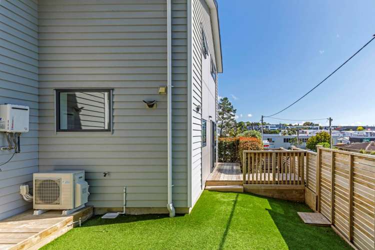 14a Woodall Place Totara Vale_23