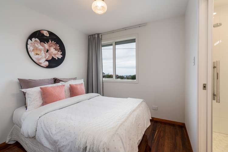 25 Gilkison Street Halfway Bush_13