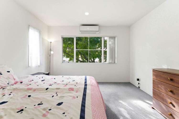 2/38 Fields Parade Oteha_10