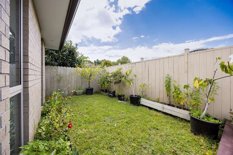 37 Riverglade Parkway Te Atatu South_20