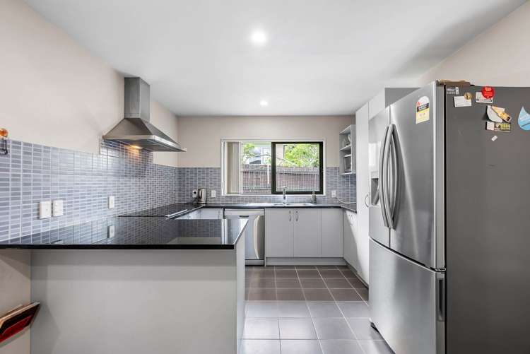 8 Sai Street Flat Bush_6