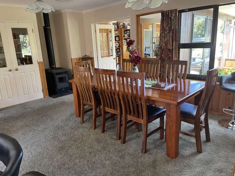 529 Whangamata Road Kinloch_5