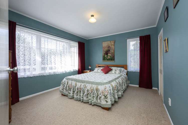 31 Fairdene Avenue Henderson_11