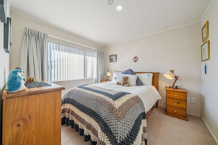 33/17 John Street Trentham_13