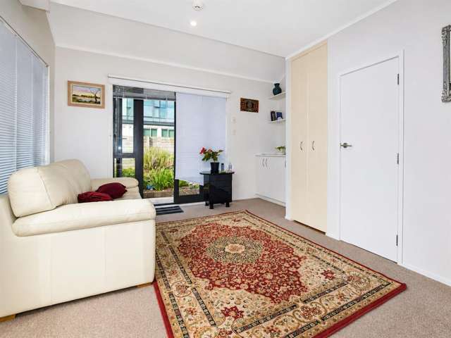 2A/30 Westward Ho Glen Eden_3