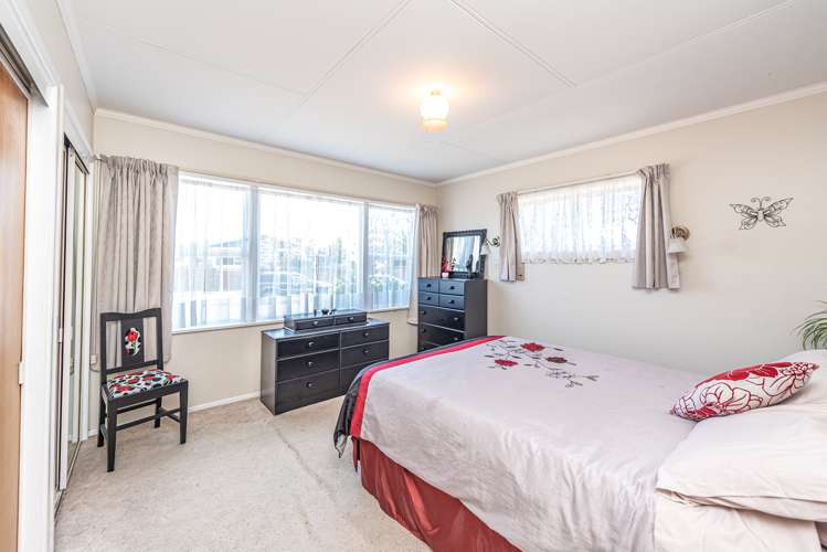 12 Lindsey Crescent Springvale_11