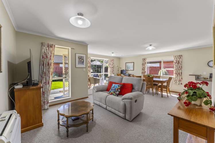 2/37 Tivoli Place Bishopdale_5