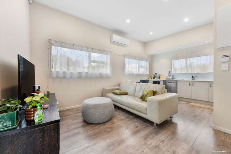 109 Reeves Road Pakuranga Heights_11