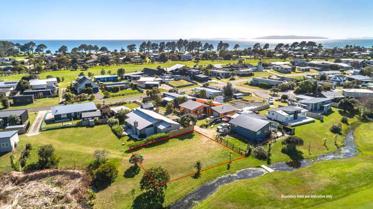 124 The Fairway Matarangi_3