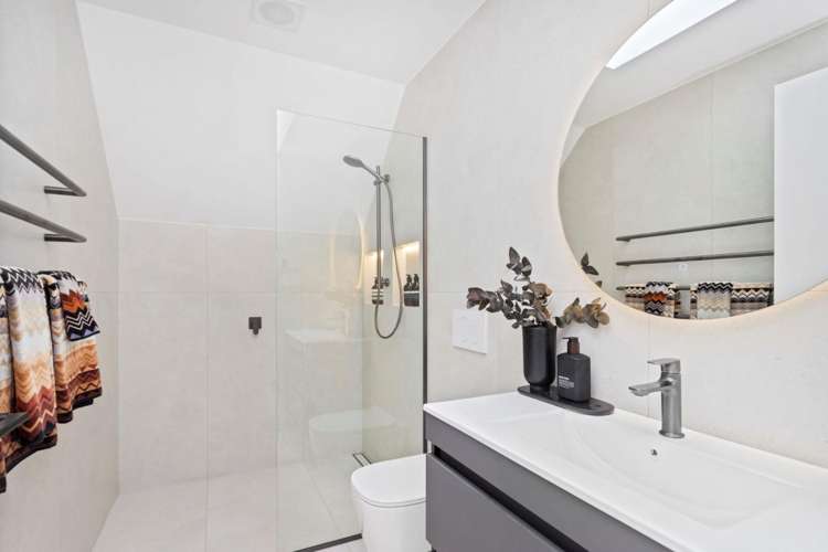 1B Creamer Avenue Belmont_8