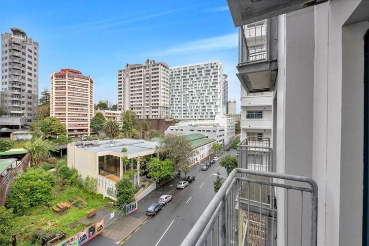 503/36 Eden Crescent 10015_17