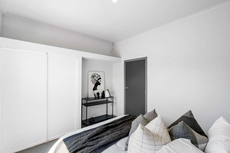 64 Colenso Street Sumner_10