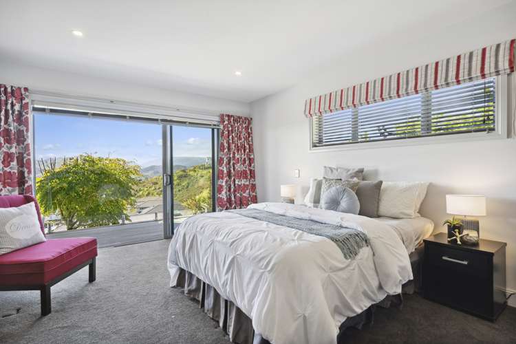 71 Endeavour Drive Whitby_16