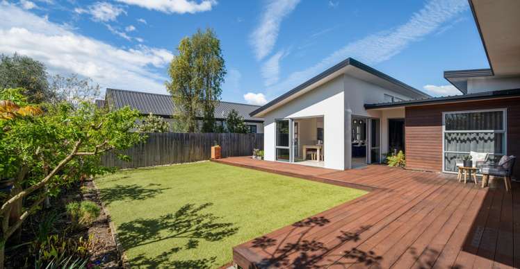 31 Blackmore Place Springlands_15