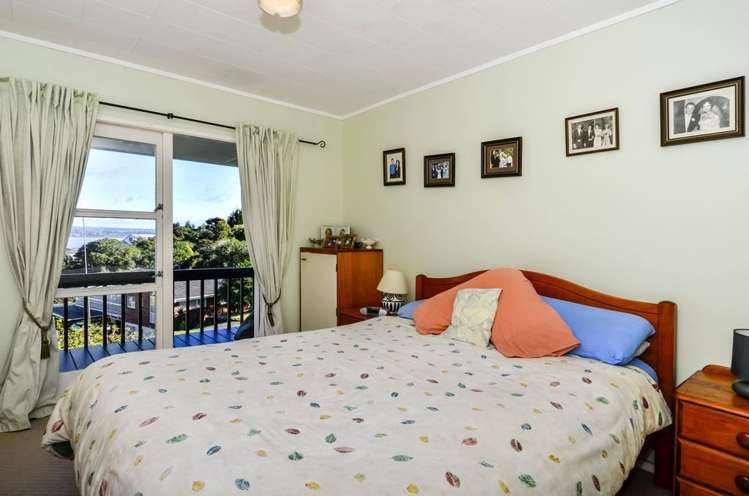 74 Hadfield Street Beach Haven_16