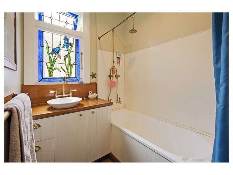 37 Emano Street Toi Toi_10