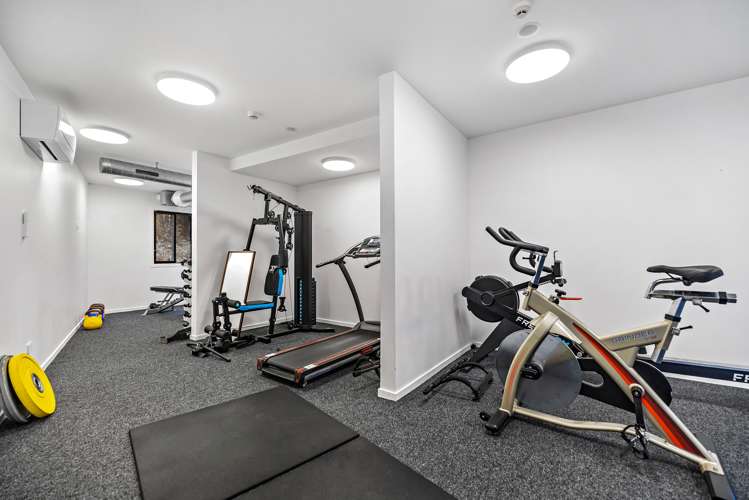 18b/135 Hallenstein Street Queenstown_8