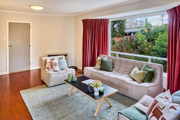 32 Wai-Iti Crescent Woburn_5