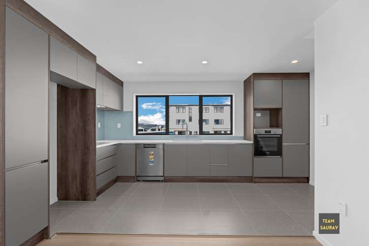 13 Awhi Way Karaka_12