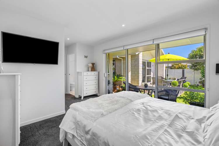 22 Saint Pauls Drive Brookfield_13