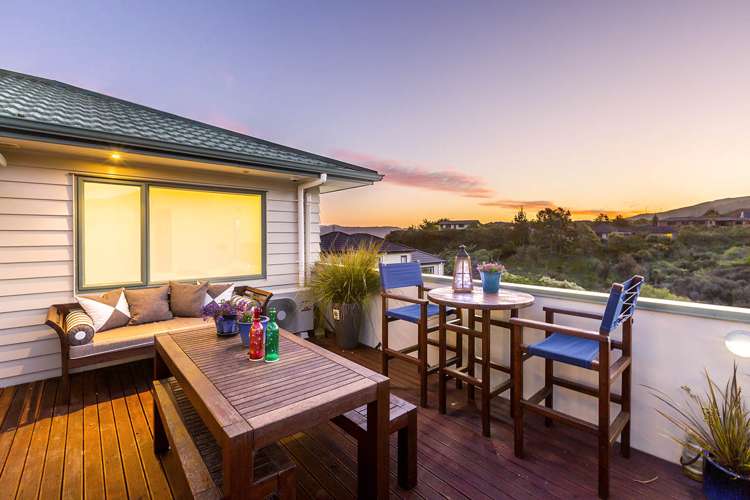 8 Ronald Scott Grove Riverstone Terraces_0