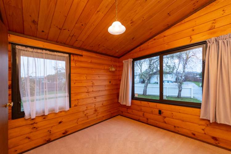 30 Fraser Drive Feilding_14