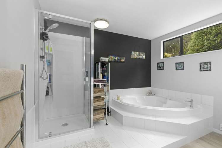 2/103 Horoeka Street Stokes Valley_14