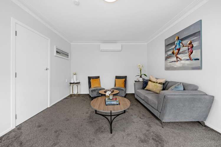 30 Kelvyn Grove Hill Park_10