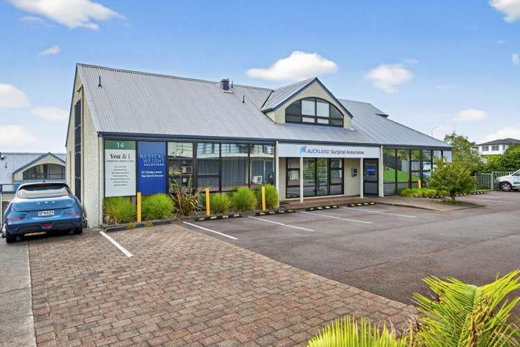 Units S, Q & R, 326 Sunset Road Mairangi Bay_1