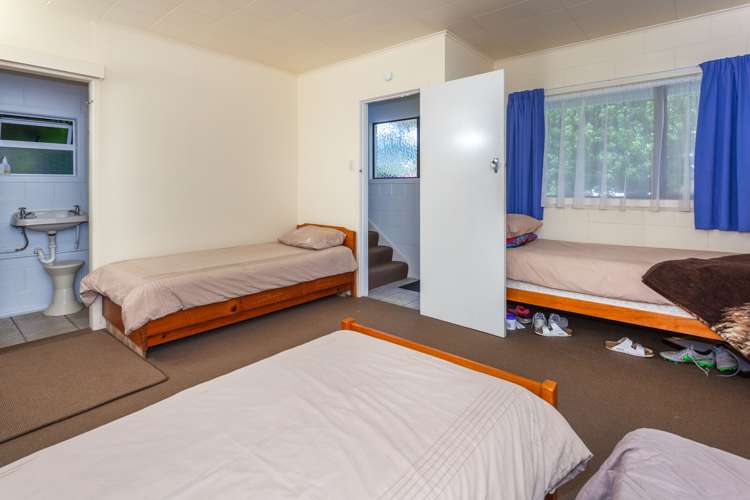 20 Hornsea Road Tairua_13