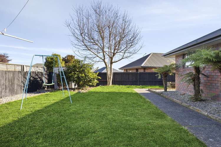 67 Kingsford Drive Stoke_11