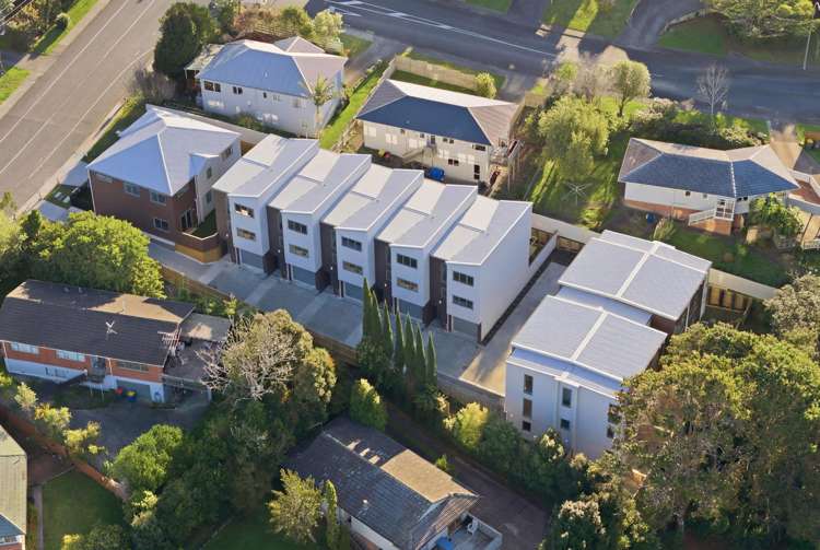72 & 74 Sycamore Drive Sunnynook_29