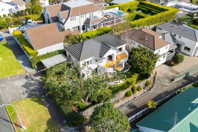 Your chance to own a St Heliers classic!