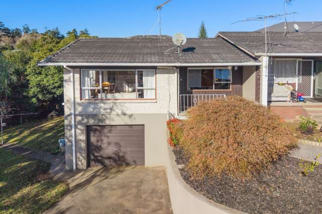 EASY LIVING IN PUKEKOHE