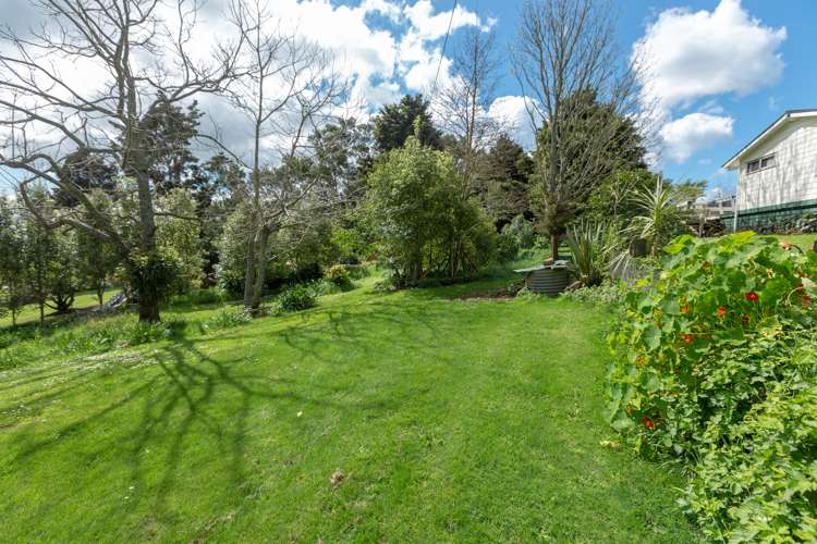 77 Crown Hill Road Paeroa_16