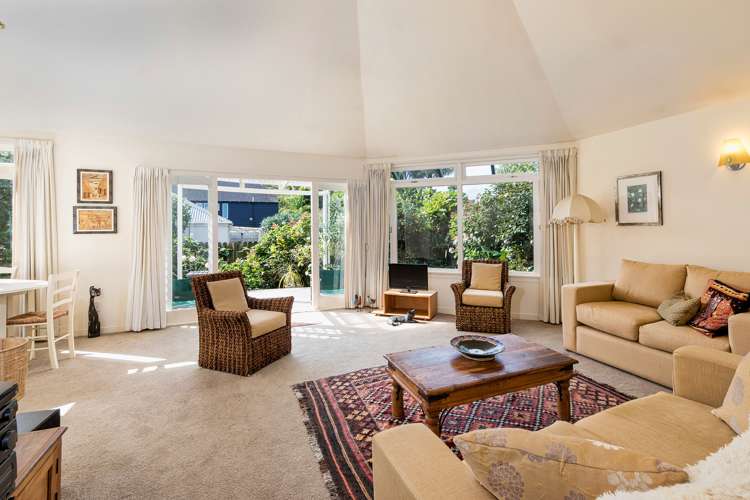 3/113 Landscape Road Mount Eden_8