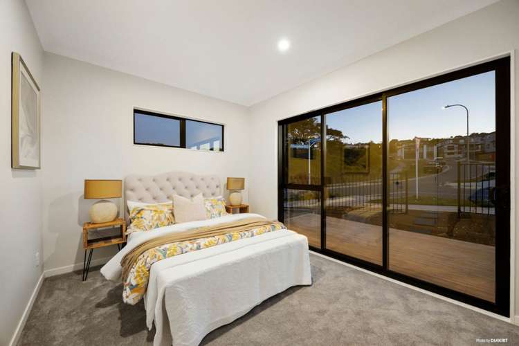 8 Teitei Rise Flat Bush_16