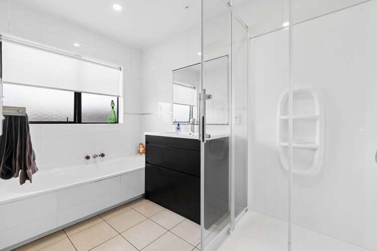 28 Booralee Avenue Botany Downs_18