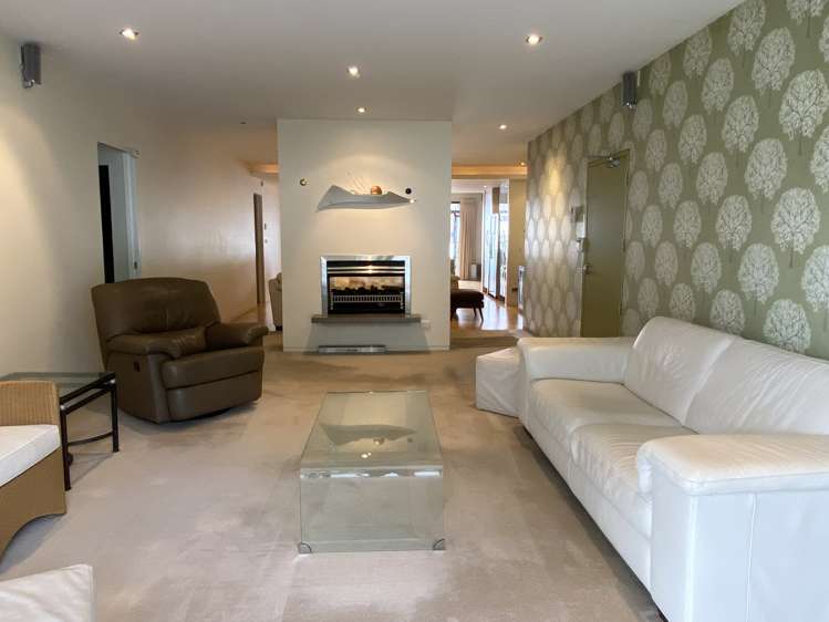 5/16 Beach Front Lane Browns Bay_4