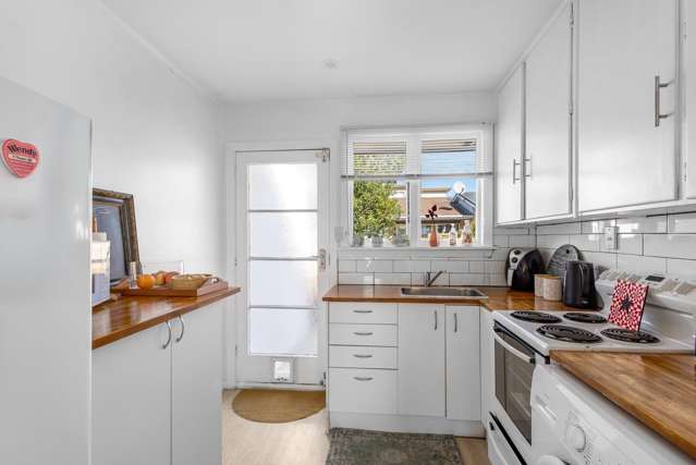 2/162 Stanmore Road Linwood_2