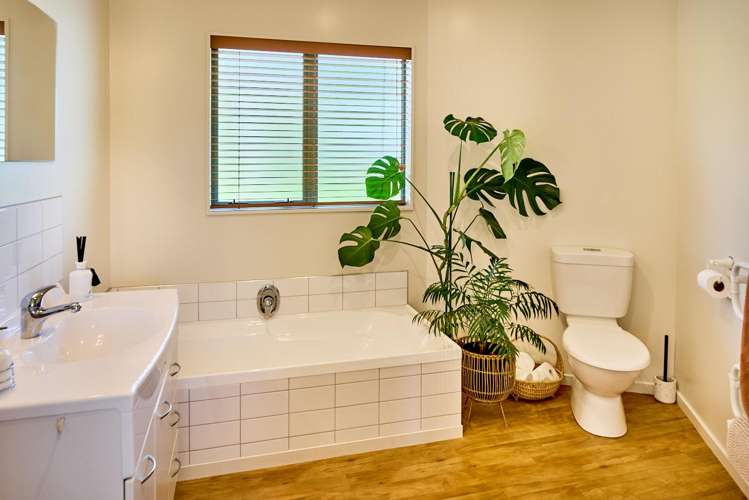 3 Duncan Street Tawa_15