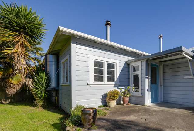 11 Leyland Road Te Awanga_1